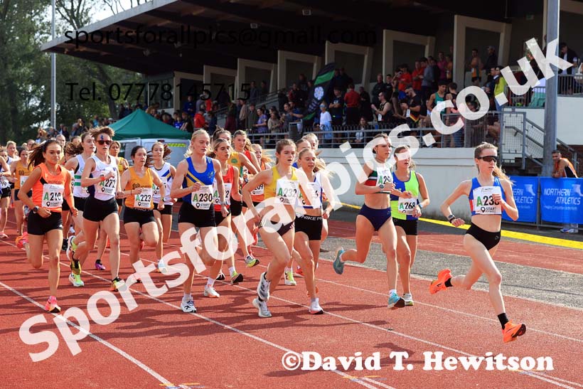 Womens 4 Stage Relay, 2024 Northern Mens 6 and Womens 4 and Youngsters Relays, Stanley Park, Blackpool.  Photo: David T. Hewitson/Sports for All Pics